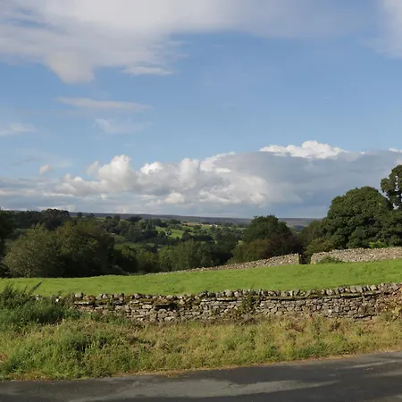 Barn Дом отдыха West Burton